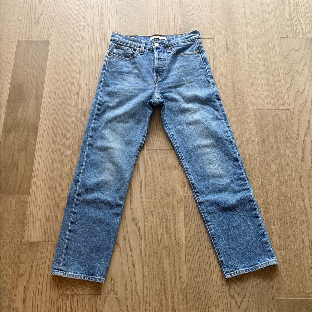 Levi's Wedgie Straight Leg Jeans